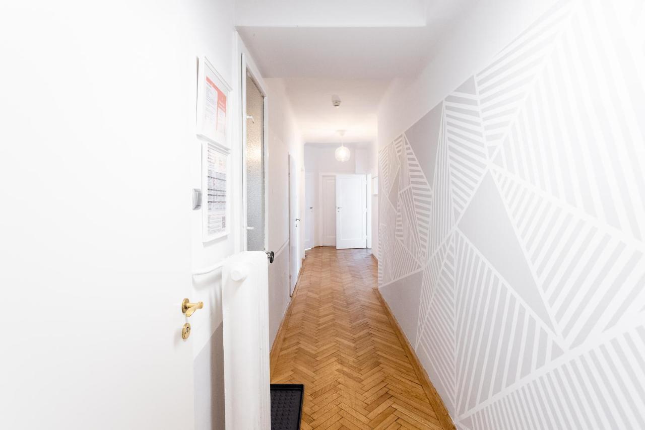 Appartement Balcony Oasis Operastreet